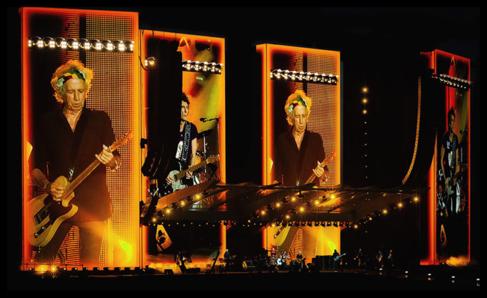 30-STONES-KEITH-PRAGUE